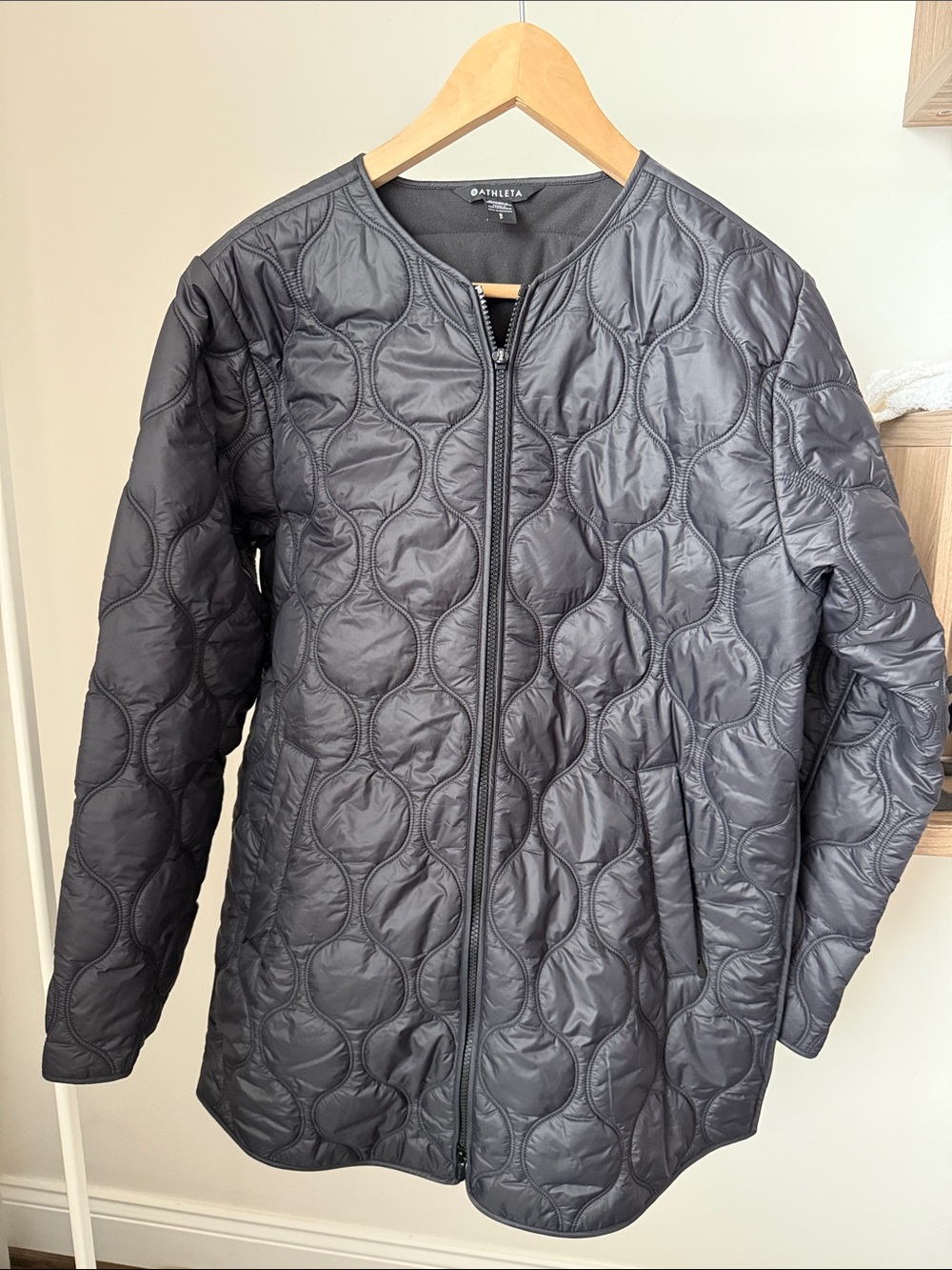 ATHLETA Womens Jacket
Black Size S Alight Quilted Full Zip Nylon - Picture 3 of 11